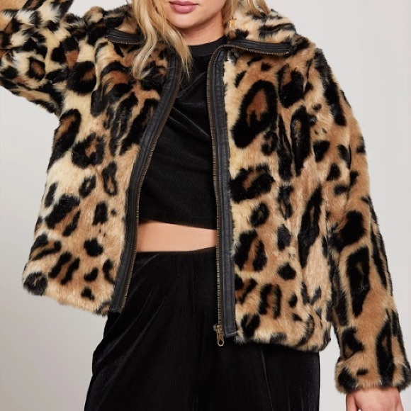Manteau Volcom veste fausse fourrure léopard faux fur bomber jacket cheetah - Picture 1 of 4